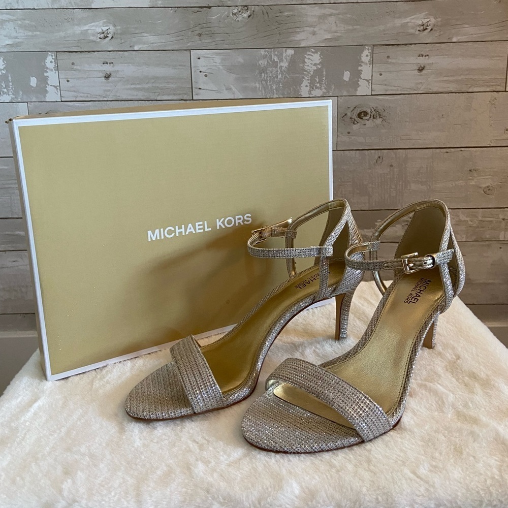 Beautiful Michael Kors Champagne Heels